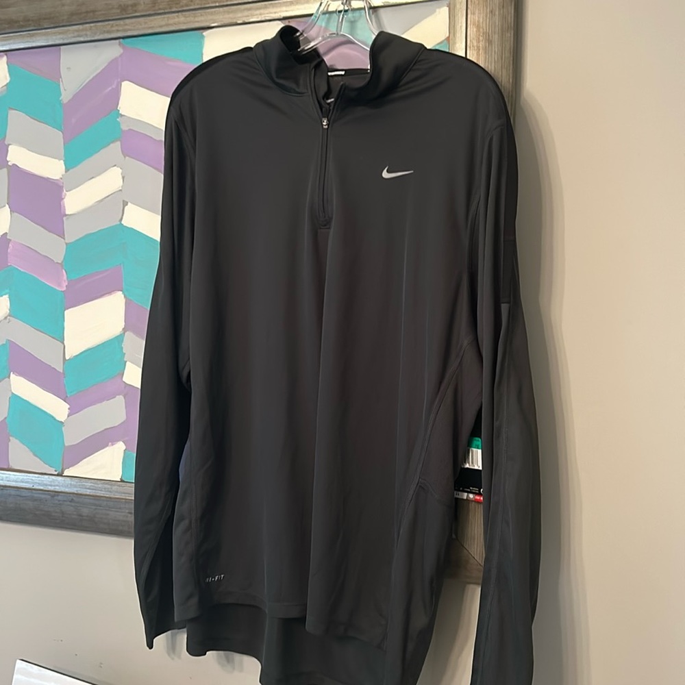 Men's Nike Dri Fit Pullover NWT XL